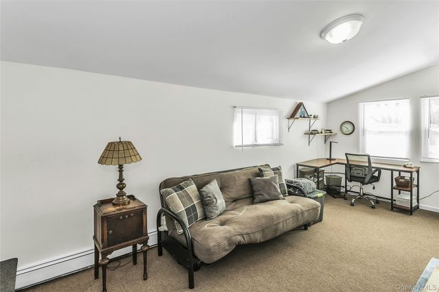 87 KELLUM, West Babylon, NY 11704