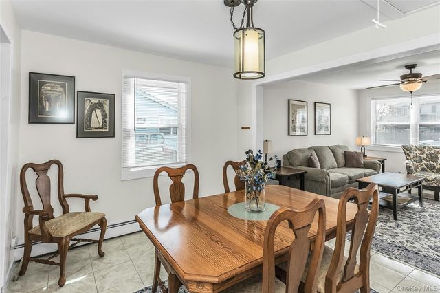 87 KELLUM, West Babylon, NY 11704