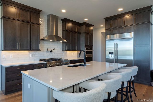 8611 Carneros Court, Parker, CO 80138