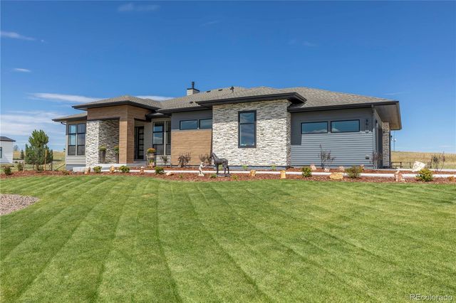 8611 Carneros Court, Parker, CO 80138