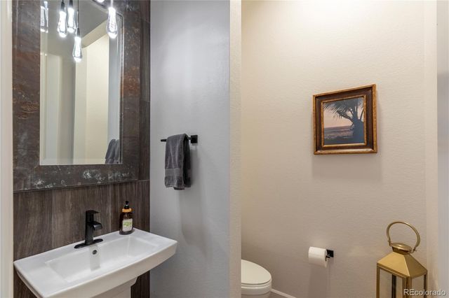 8611 Carneros Court, Parker, CO 80138