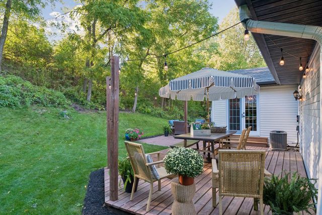 4275 Carlson Lake Lane N, Eagan, MN 55123