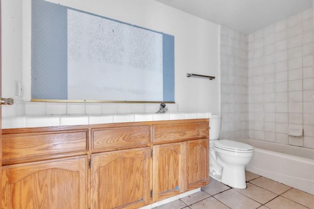 1217 San Simeon Dr, Roseville, CA 95661