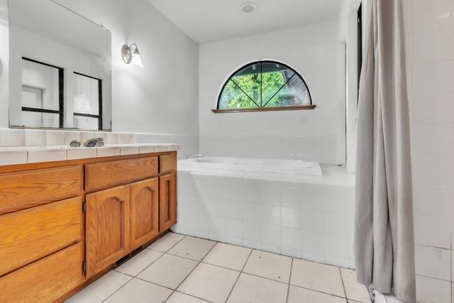 1217 San Simeon Dr, Roseville, CA 95661