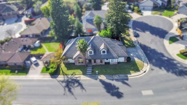 1217 San Simeon Dr, Roseville, CA 95661