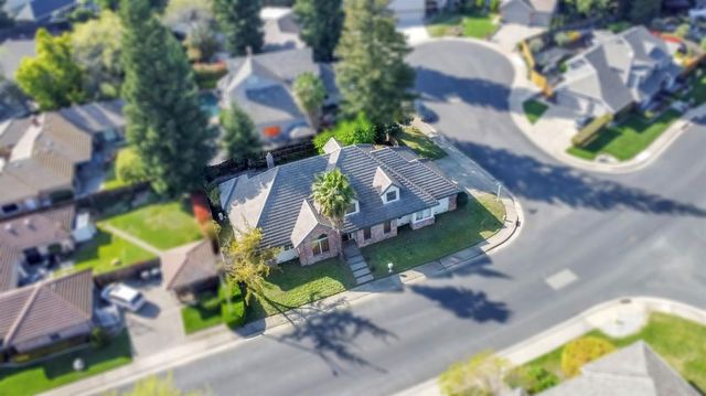 1217 San Simeon Dr, Roseville, CA 95661