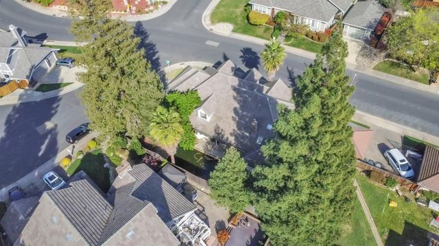 1217 San Simeon Dr, Roseville, CA 95661