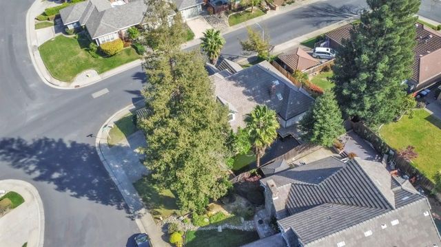 1217 San Simeon Dr, Roseville, CA 95661