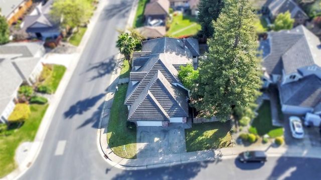 1217 San Simeon Dr, Roseville, CA 95661