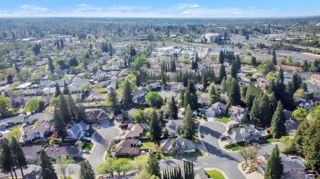 1217 San Simeon Dr, Roseville, CA 95661