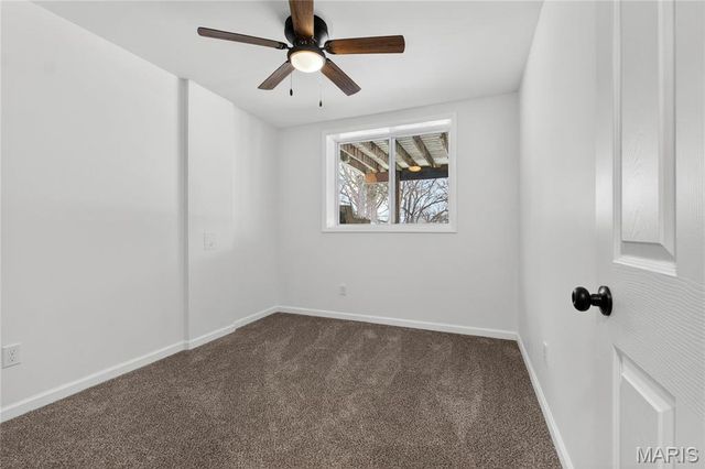 1283 Kew Gardens Drive, Florissant, MO 63031