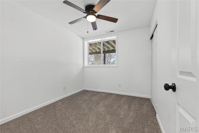 1283 Kew Gardens Drive, Florissant, MO 63031