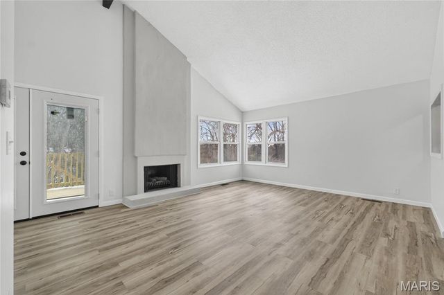 1283 Kew Gardens Drive, Florissant, MO 63031