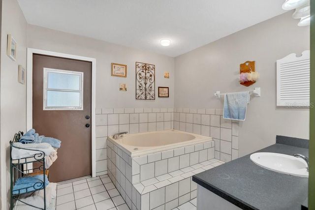 90 SUNDOWN ROAD, Debary, FL 32713