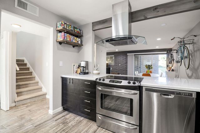 3635 E TURNEY Avenue 14, Phoenix, AZ 85018