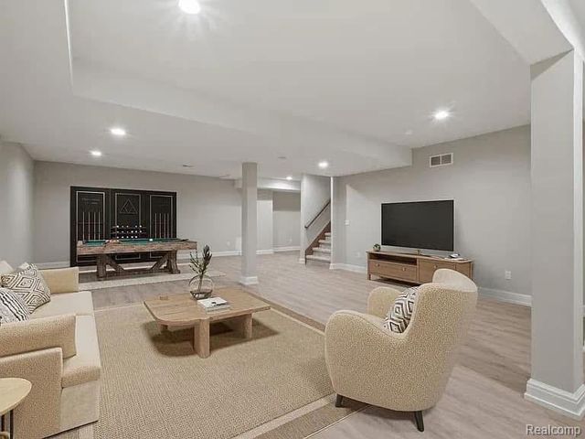 57496 Meadowridge Drive, Washington Township, MI 48094