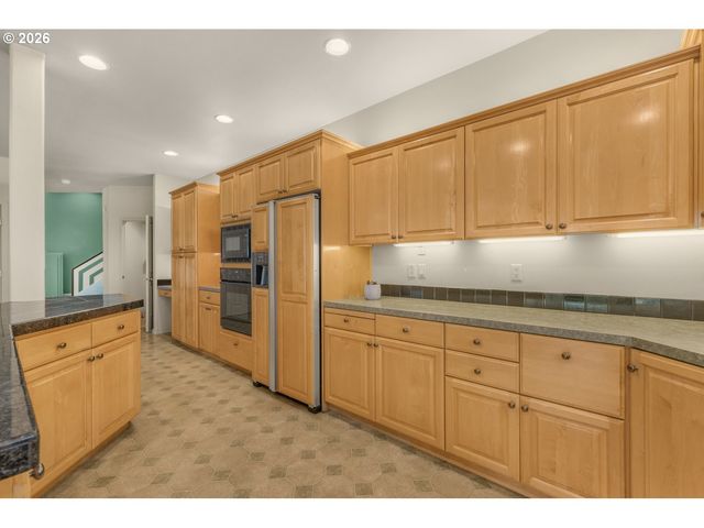 5267 LANDON St Se, Salem, OR 97306