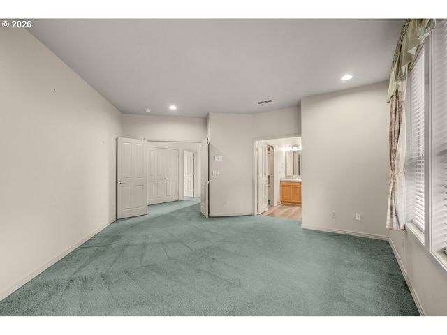 5267 LANDON St Se, Salem, OR 97306
