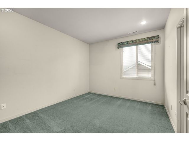 5267 LANDON St Se, Salem, OR 97306
