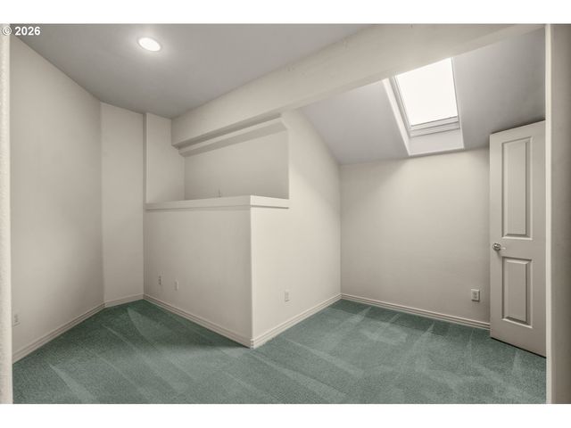 5267 LANDON St Se, Salem, OR 97306