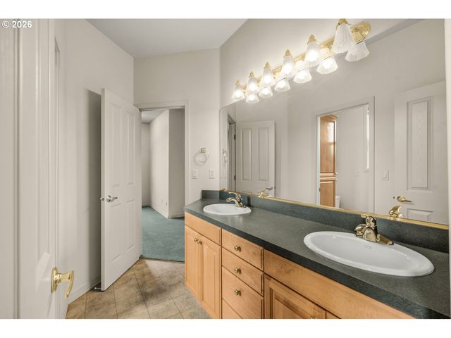 5267 LANDON St Se, Salem, OR 97306