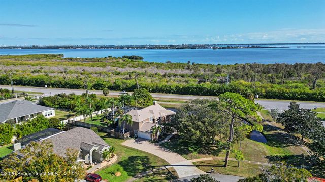 1220 Rebecca Drive, Merritt Island, FL 32952