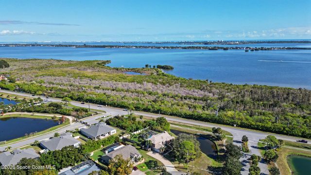 1220 Rebecca Drive, Merritt Island, FL 32952