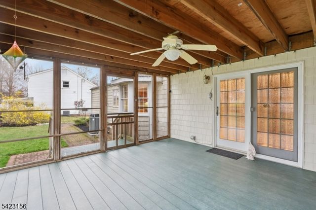 37 Dale Dr, Edison Twp., NJ 08820