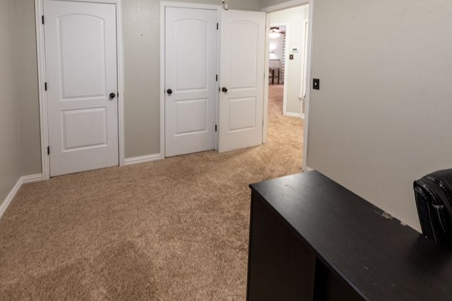 913 E Johnston Street, Rotan, TX 79546