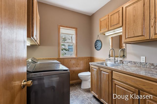 10302 Winterwood Drive, Zeeland, MI 49464
