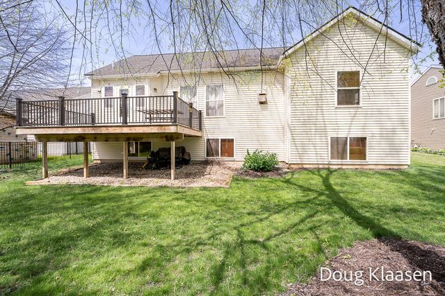 10302 Winterwood Drive, Zeeland, MI 49464
