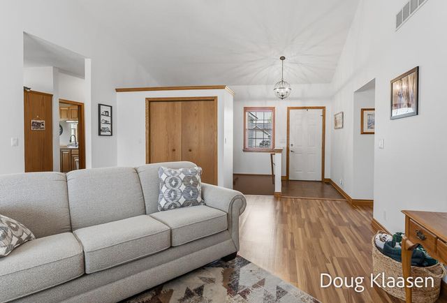 10302 Winterwood Drive, Zeeland, MI 49464