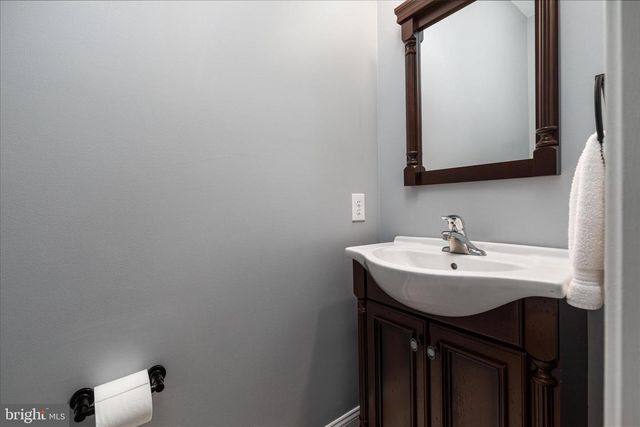 105 BARNSTON CT, Winchester, VA 22602