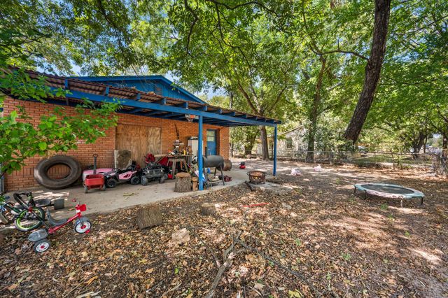 9106 Capitol DR, Austin, TX 78753
