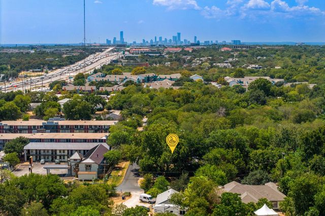 9106 Capitol DR, Austin, TX 78753