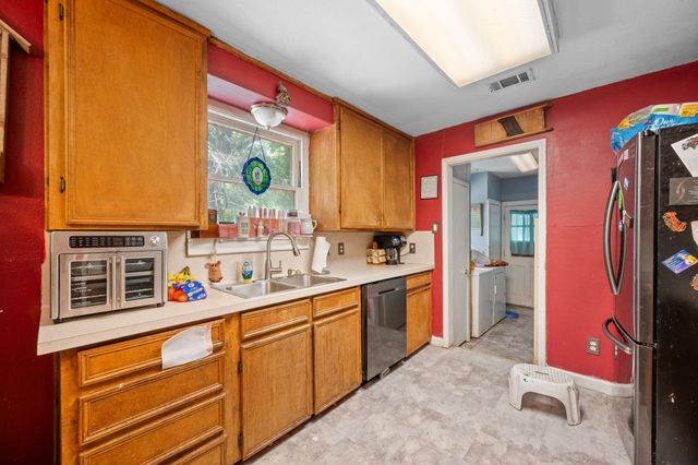 9106 Capitol DR, Austin, TX 78753