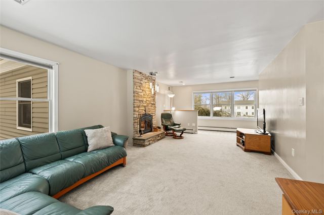 11 Doolin Road, New City, NY 10956