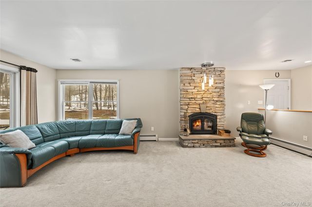 11 Doolin Road, New City, NY 10956