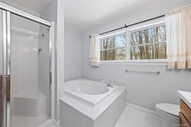 11 Doolin Road, New City, NY 10956