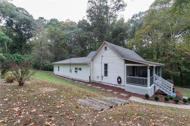 4481 Mclain Circle, Acworth, GA 30101