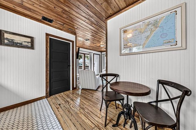 340 N Alister St 7, Port Aransas, TX 78373