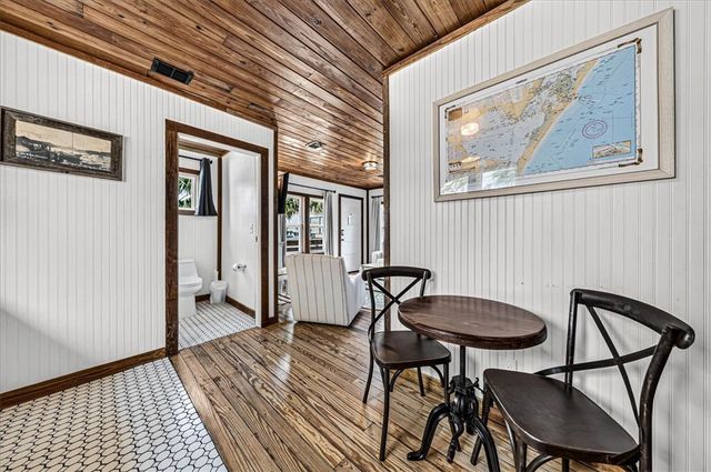 340 N Alister St 7, Port Aransas, TX 78373