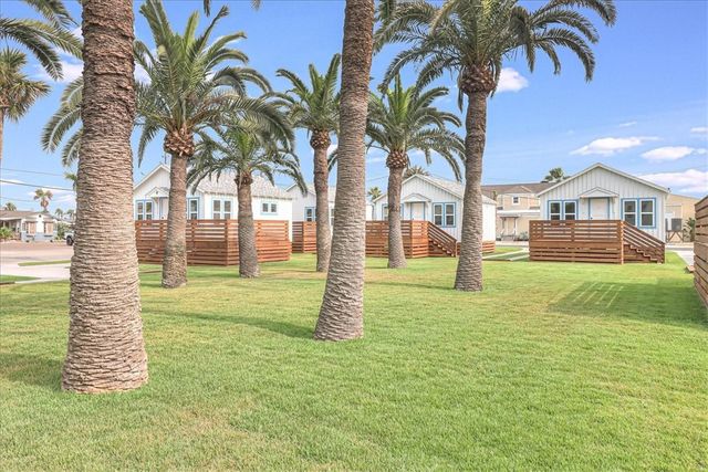 340 N Alister St 7, Port Aransas, TX 78373