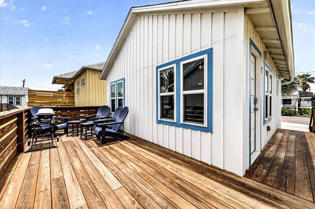 340 N Alister St 7, Port Aransas, TX 78373