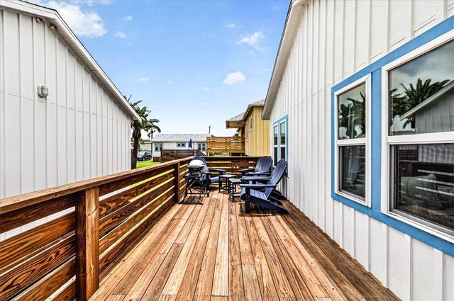 340 N Alister St 7, Port Aransas, TX 78373