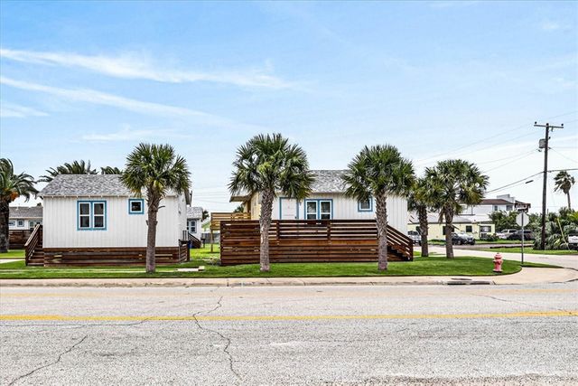 340 N Alister St 7, Port Aransas, TX 78373