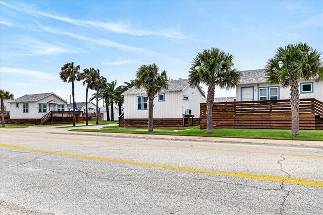 340 N Alister St 7, Port Aransas, TX 78373
