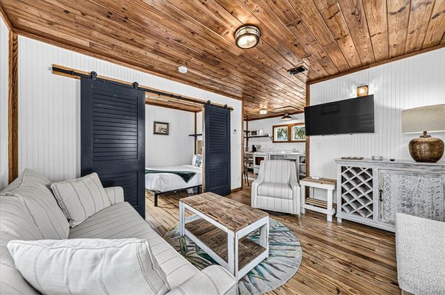 340 N Alister St 7, Port Aransas, TX 78373