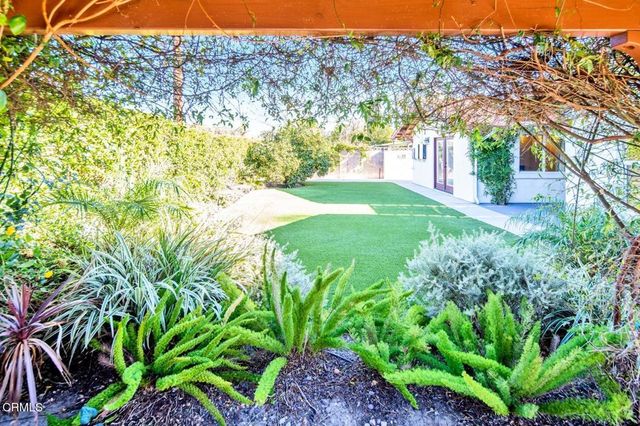 23363 Erwin Street, Los Angeles, CA 91367