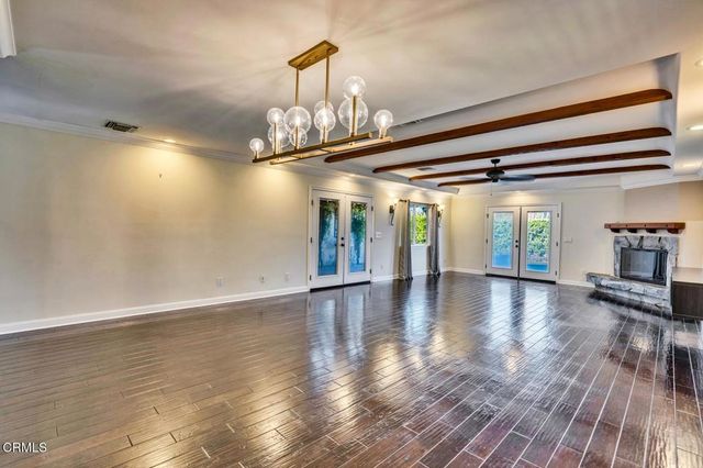 23363 Erwin Street, Los Angeles, CA 91367